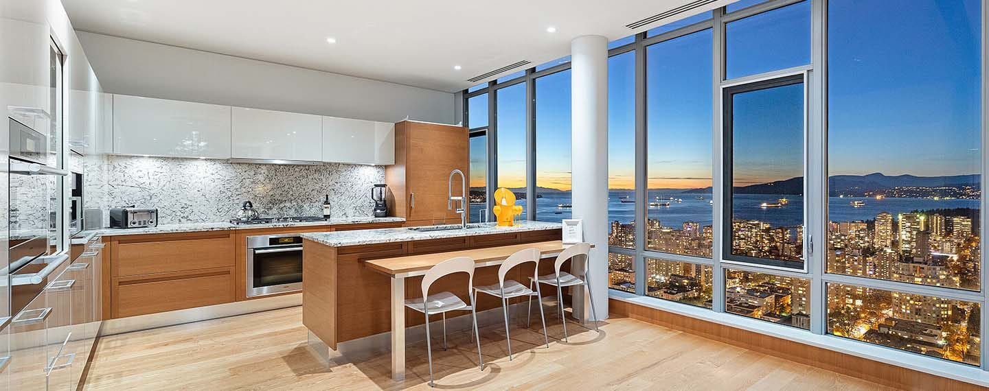Top-Tier Real Estate: Spring 2022 State of Luxury Report*
