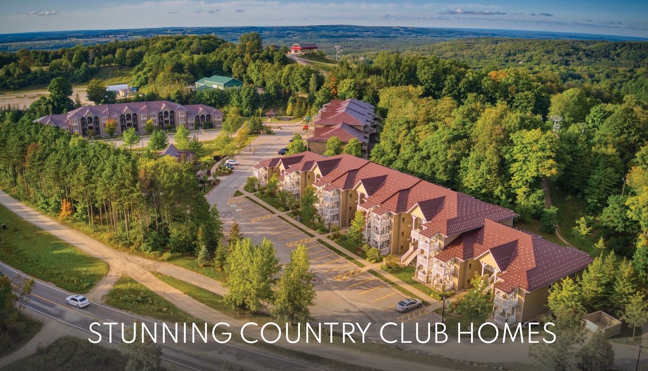 Carriage Country Club At Horseshoe Valley