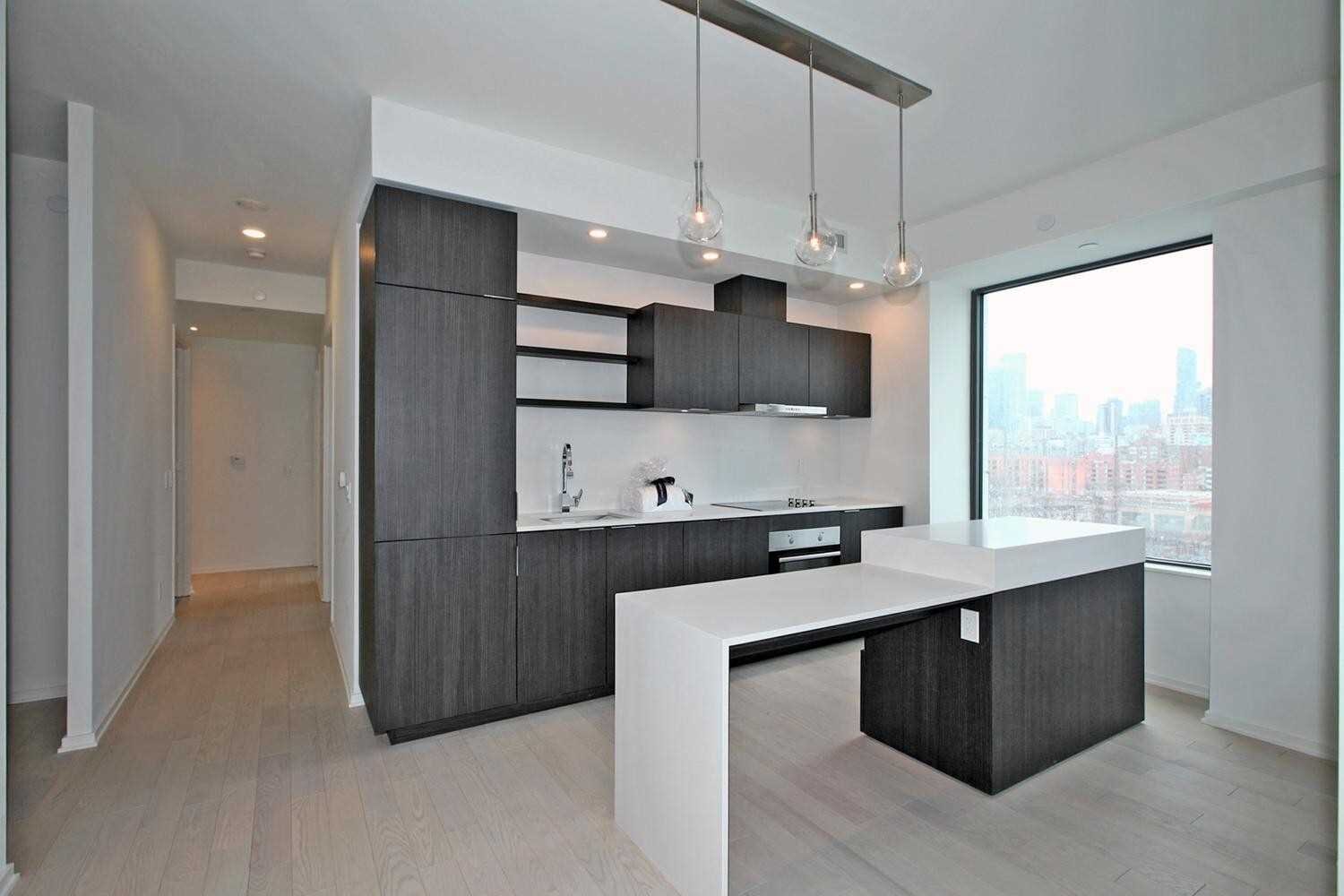 12 Bonnycastle St #804 *RENTED*