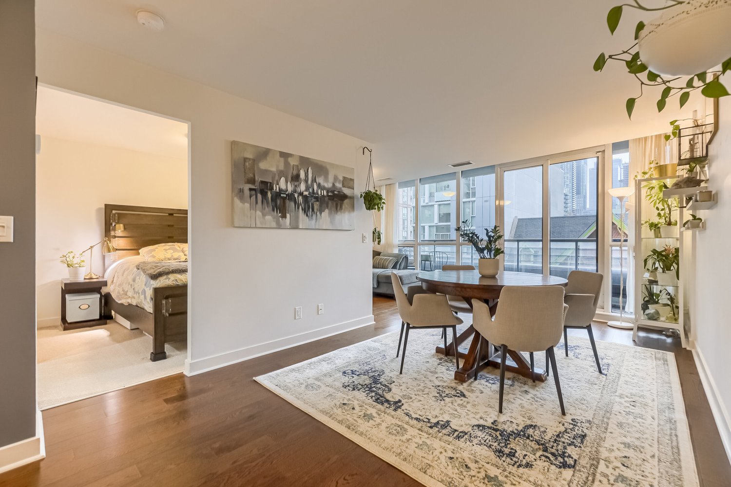 320 Richmond St E #407 * SOLD *