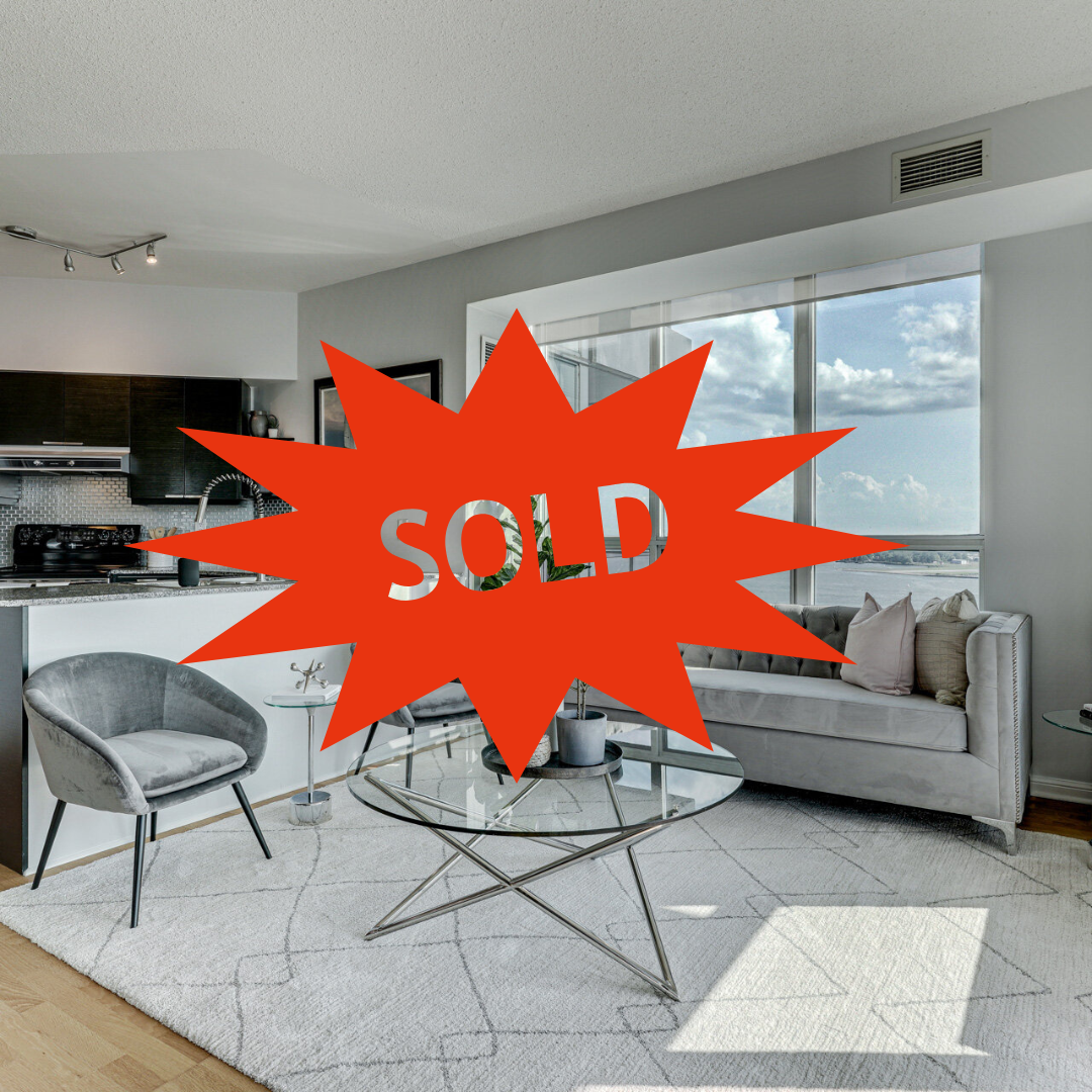 228 Queens Quay West #1811 *SOLD*