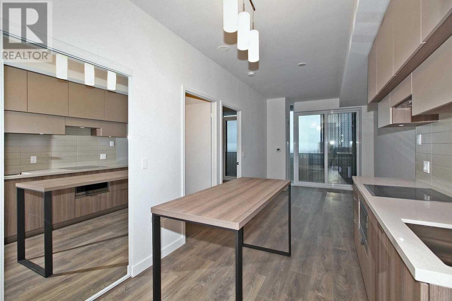 8 Eglinton Ave E #3803