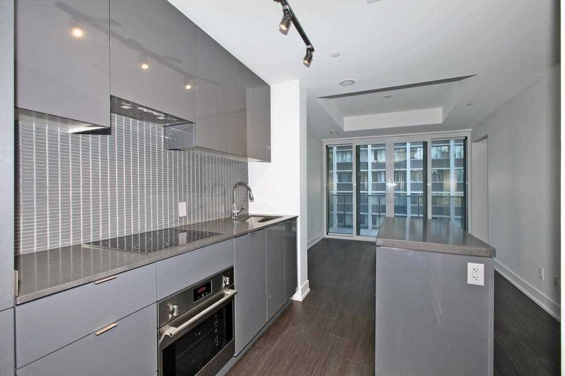 7 Grenville St #1010 *RENTED*