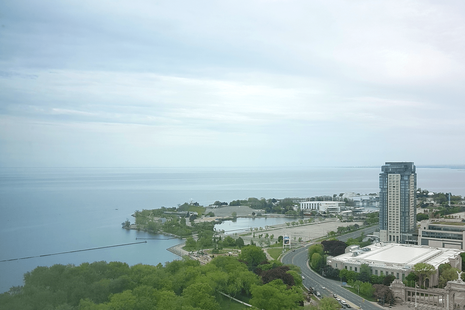 219 Fort York Blvd #3510 *RENTED*