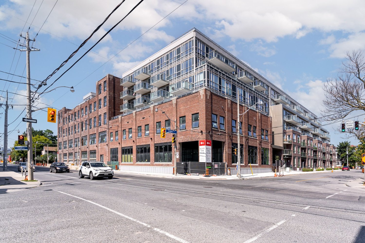 How We Leased a Toronto Condo for More Rent (Zero Vacancy Strategy - 150 Logan Unit 627)