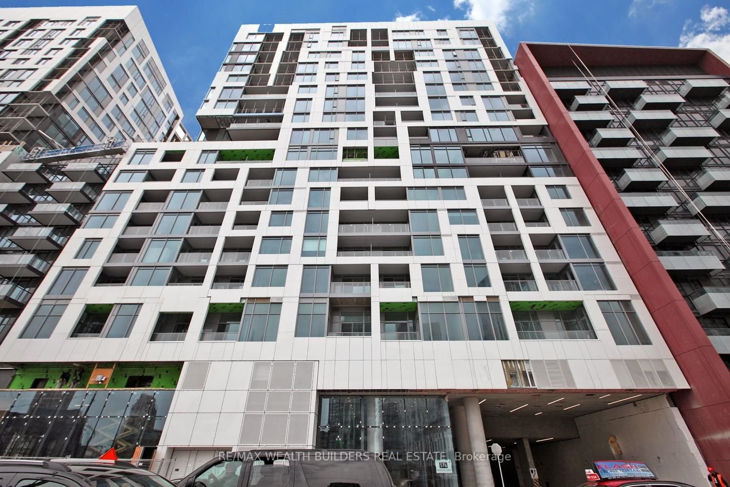 SOLD: 576 Front St W 906 | 2 bedroom, 2 bathroom