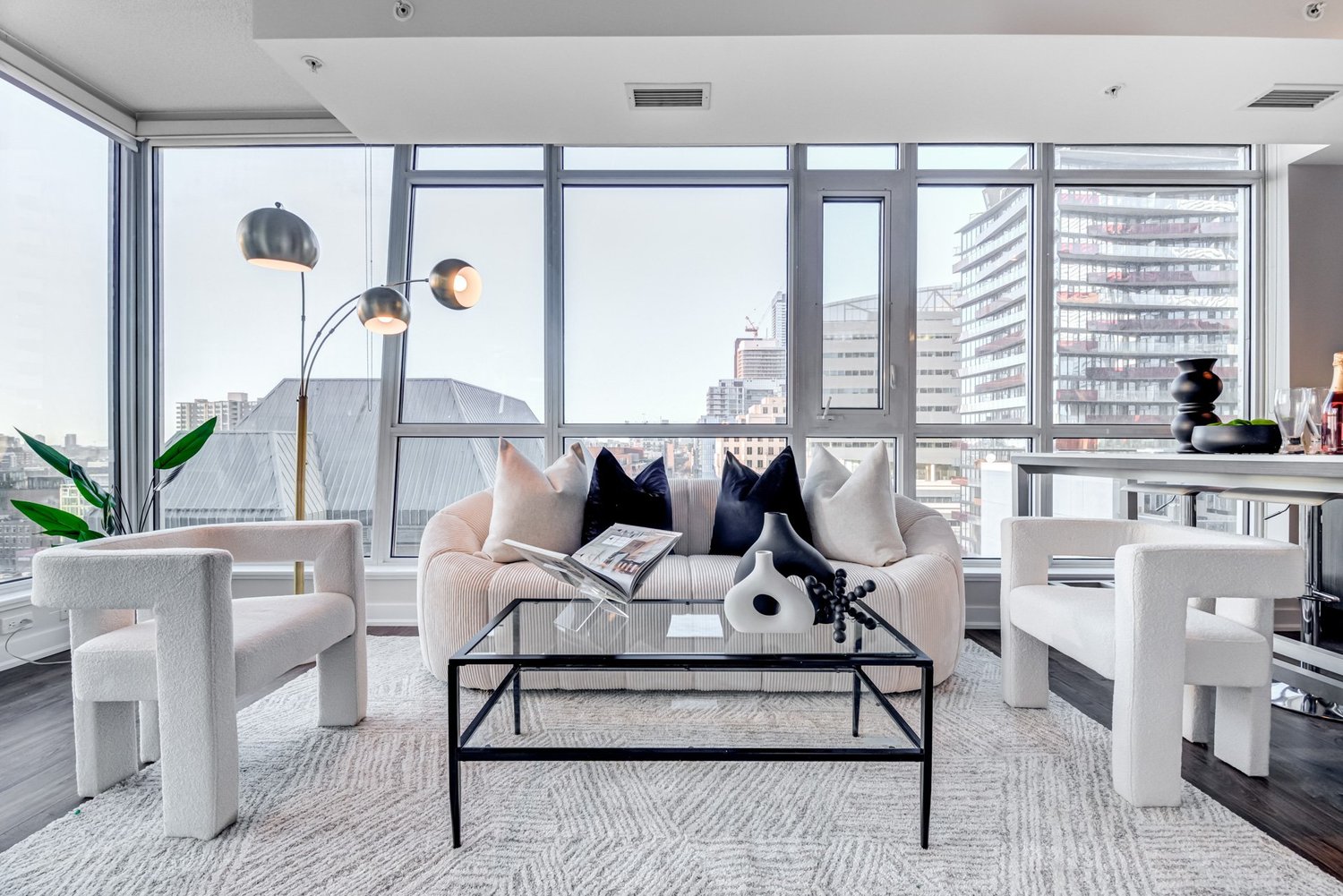 FOR SALE: 199 Richmond St W 1509 | 2 bedroom, 2 bathroom