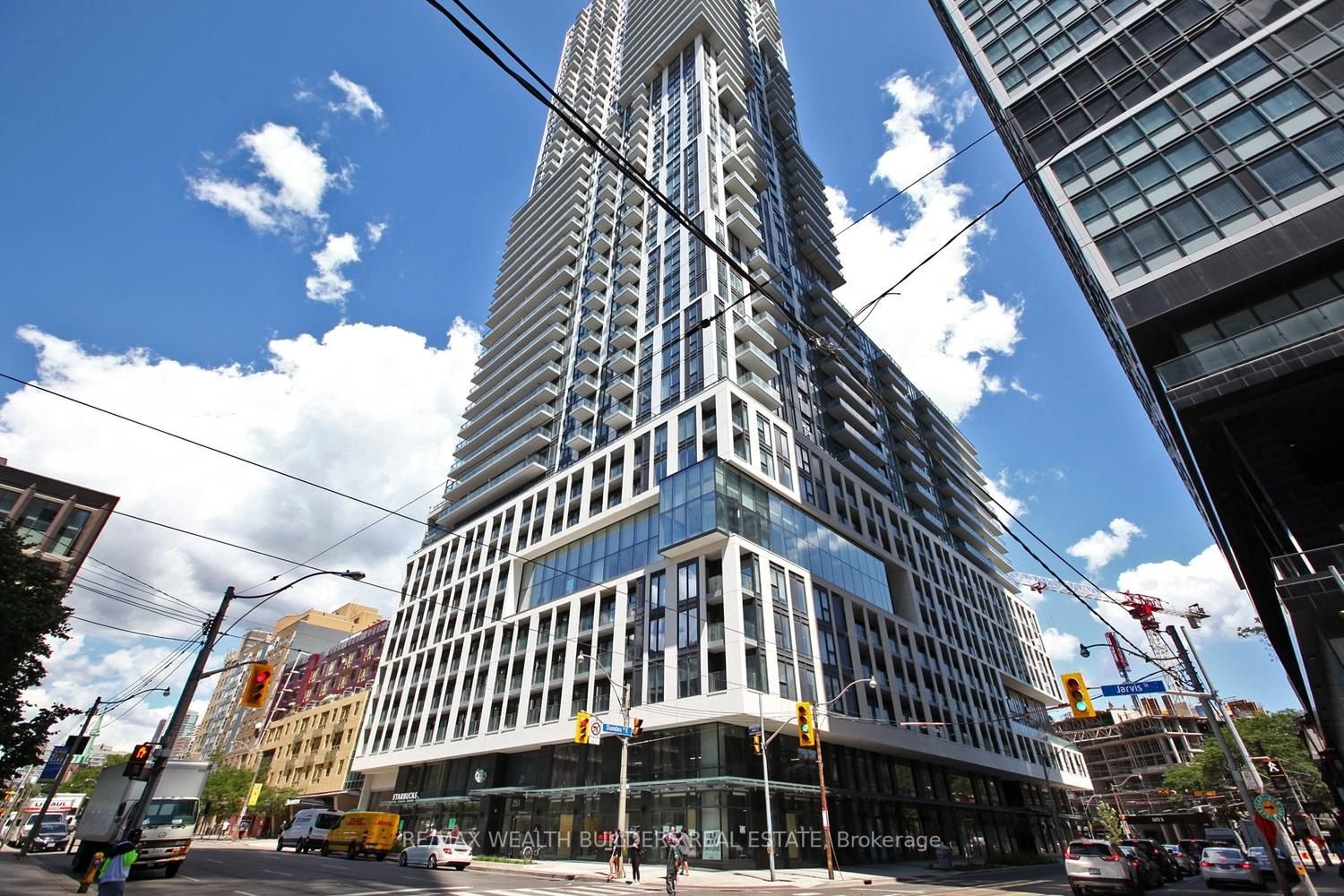 251 Jarvis St E: FOR LEASE | Large Studio Suite| $2,100