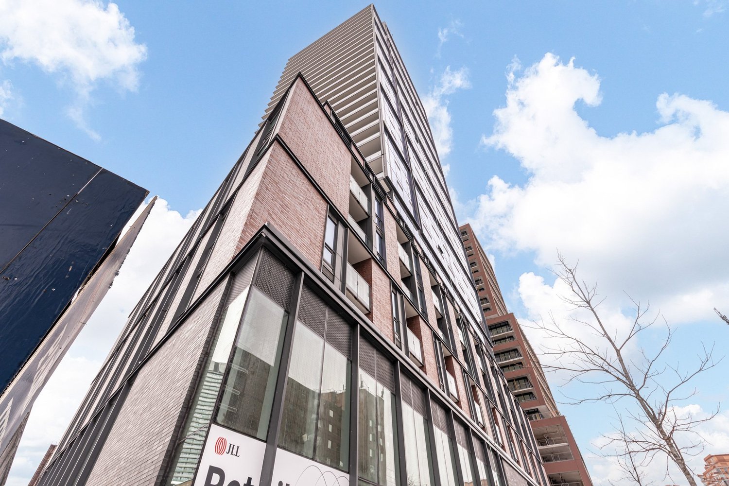 Why New Toronto Condos Are Harder to Lease—and How to Win Anyway ( 35 Parliament St 2406)