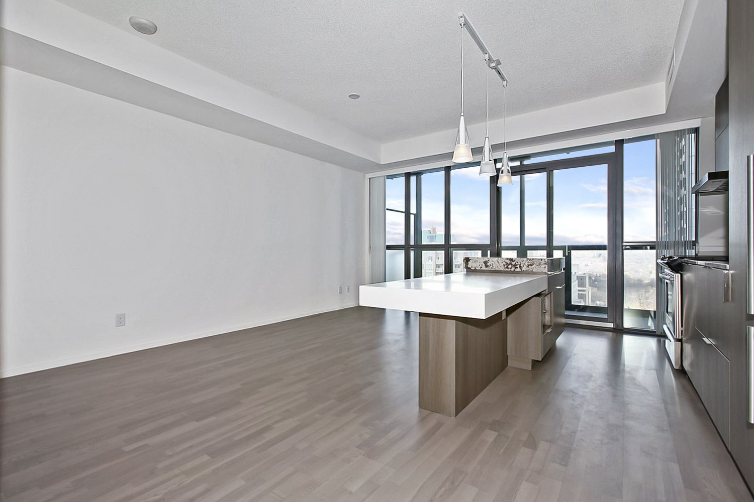 101 Charles St E #2009 *SOLD*