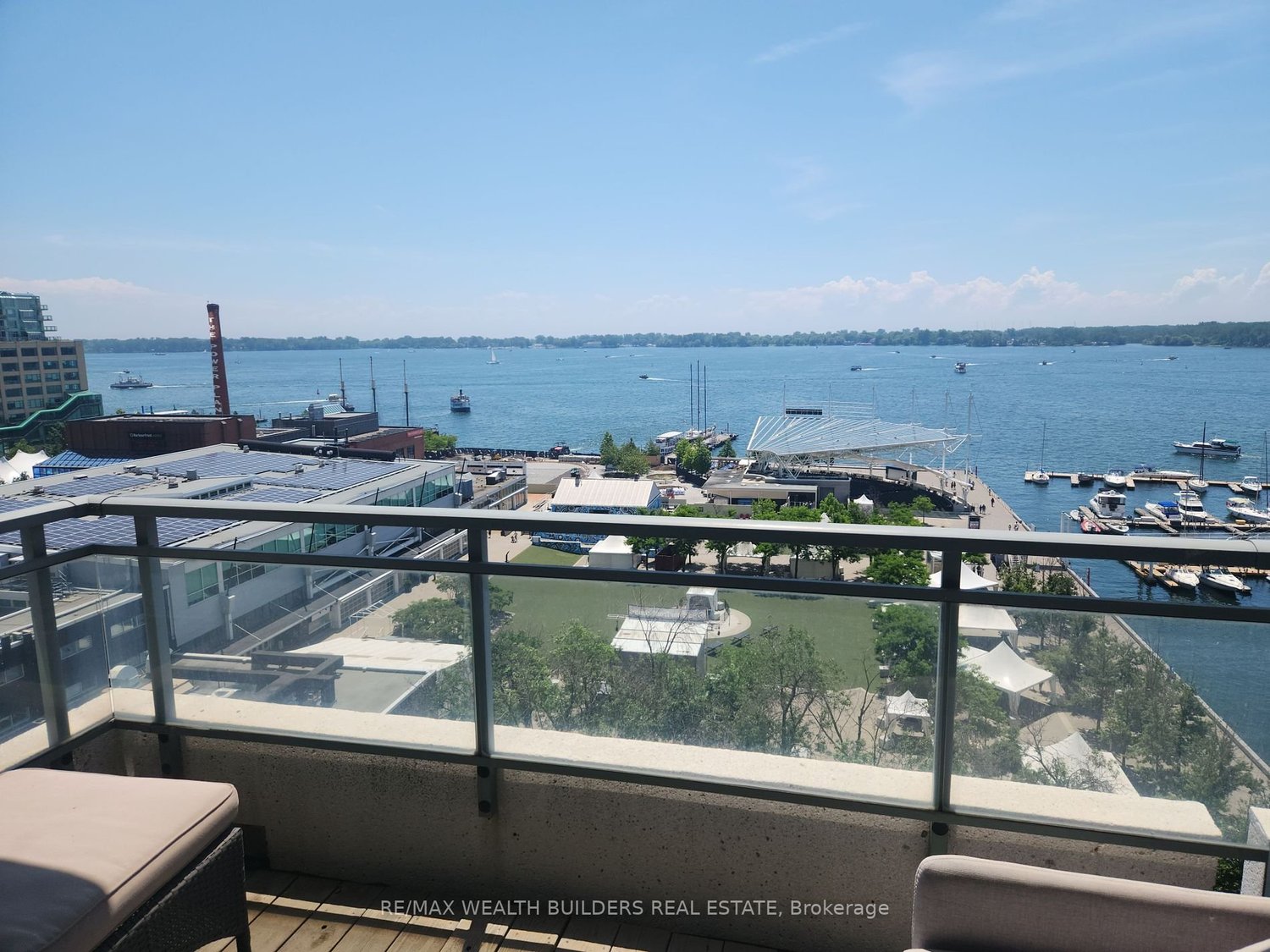 FOR LEASE: 230 Queens Quay W 1219