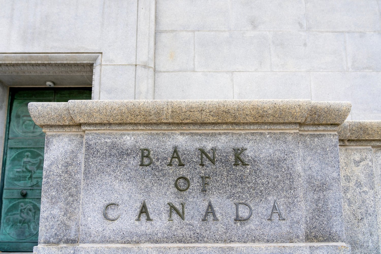 BoC Slashes Rates to 4.25%: Key Insights for Homeowners and Buyers