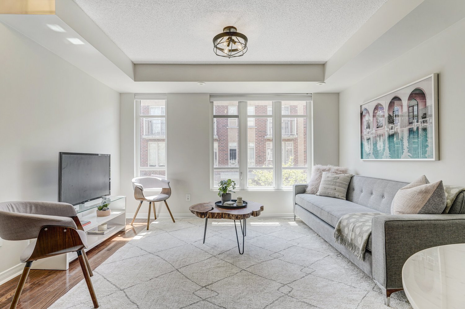 35 Elise Ln #246 *SOLD*