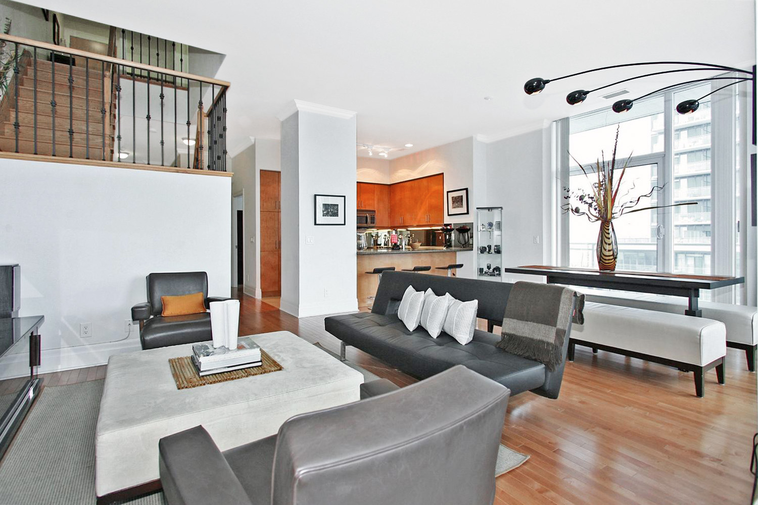 58 Marine Parade Dr #Ph07 *SOLD*