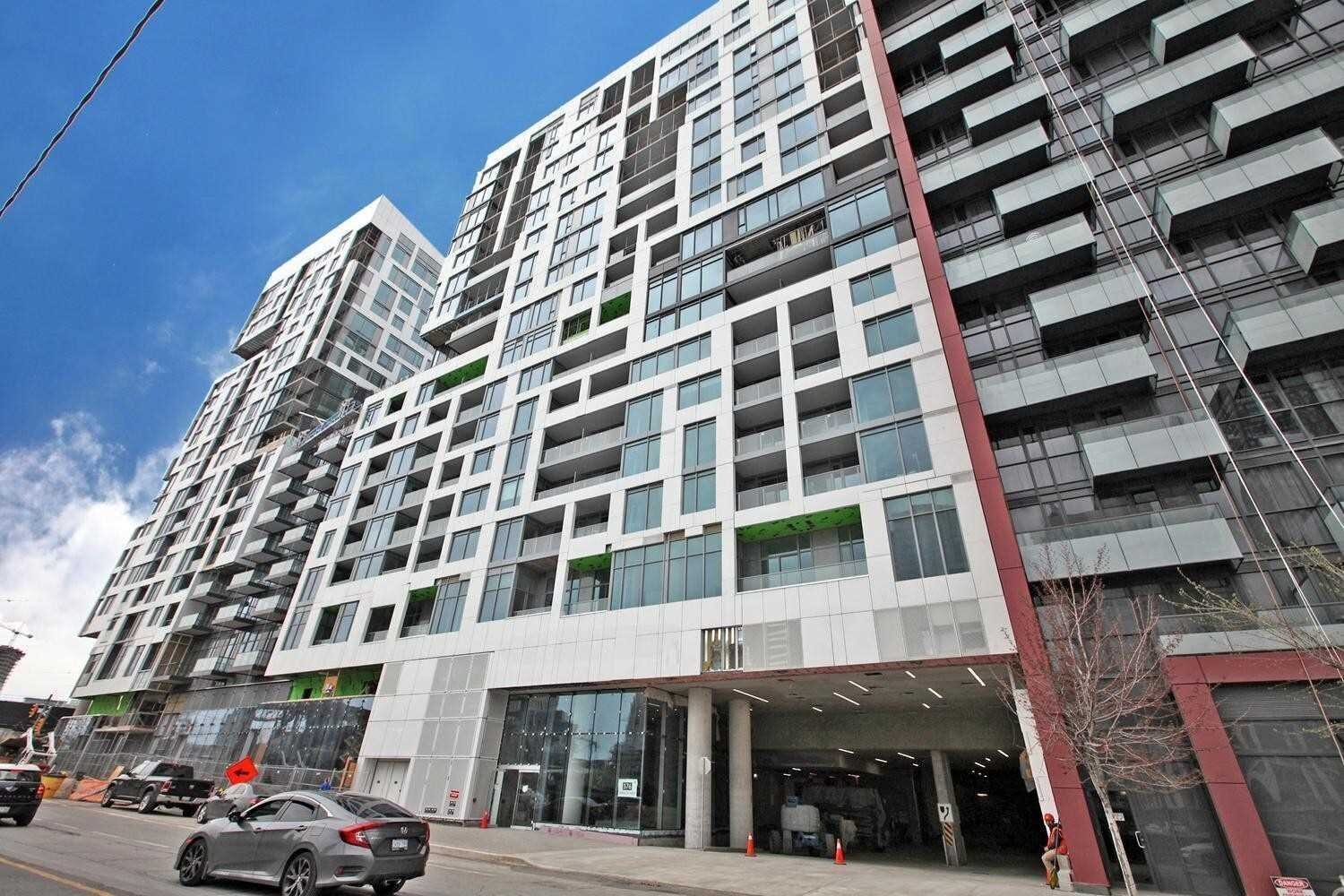 576 Front St W #906E *RENTED*