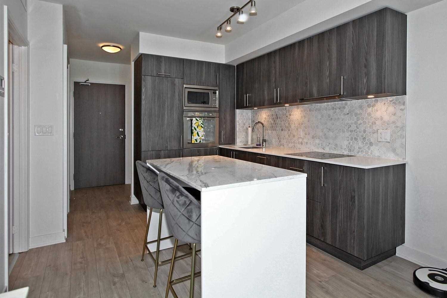 27 Bathurst Street #1213W *RENTED*